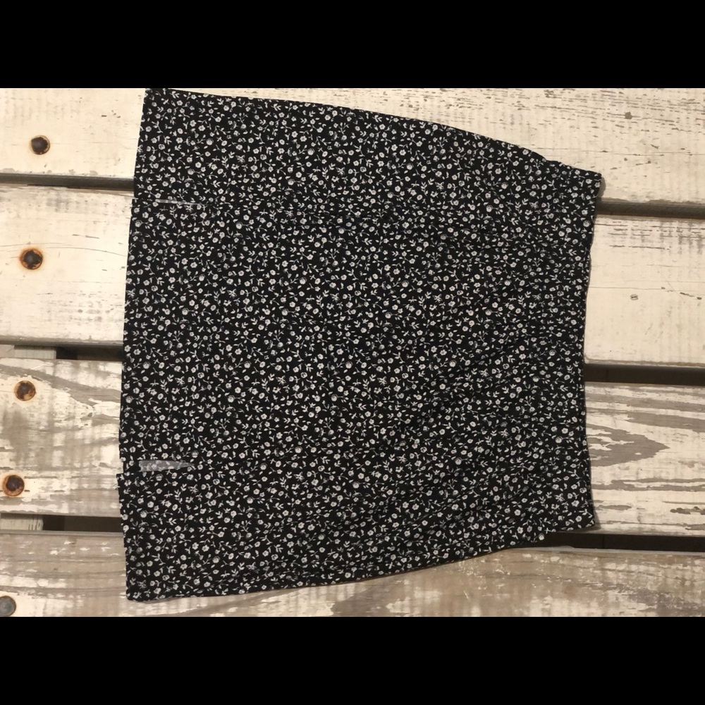 Medium mini skirt —- item sold